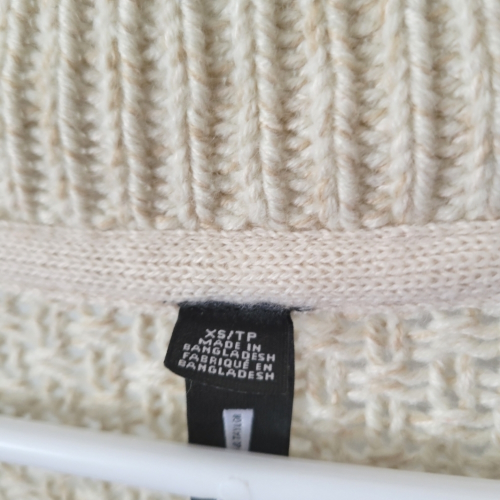 Design Lab Cardigan - Picture 3 of 6